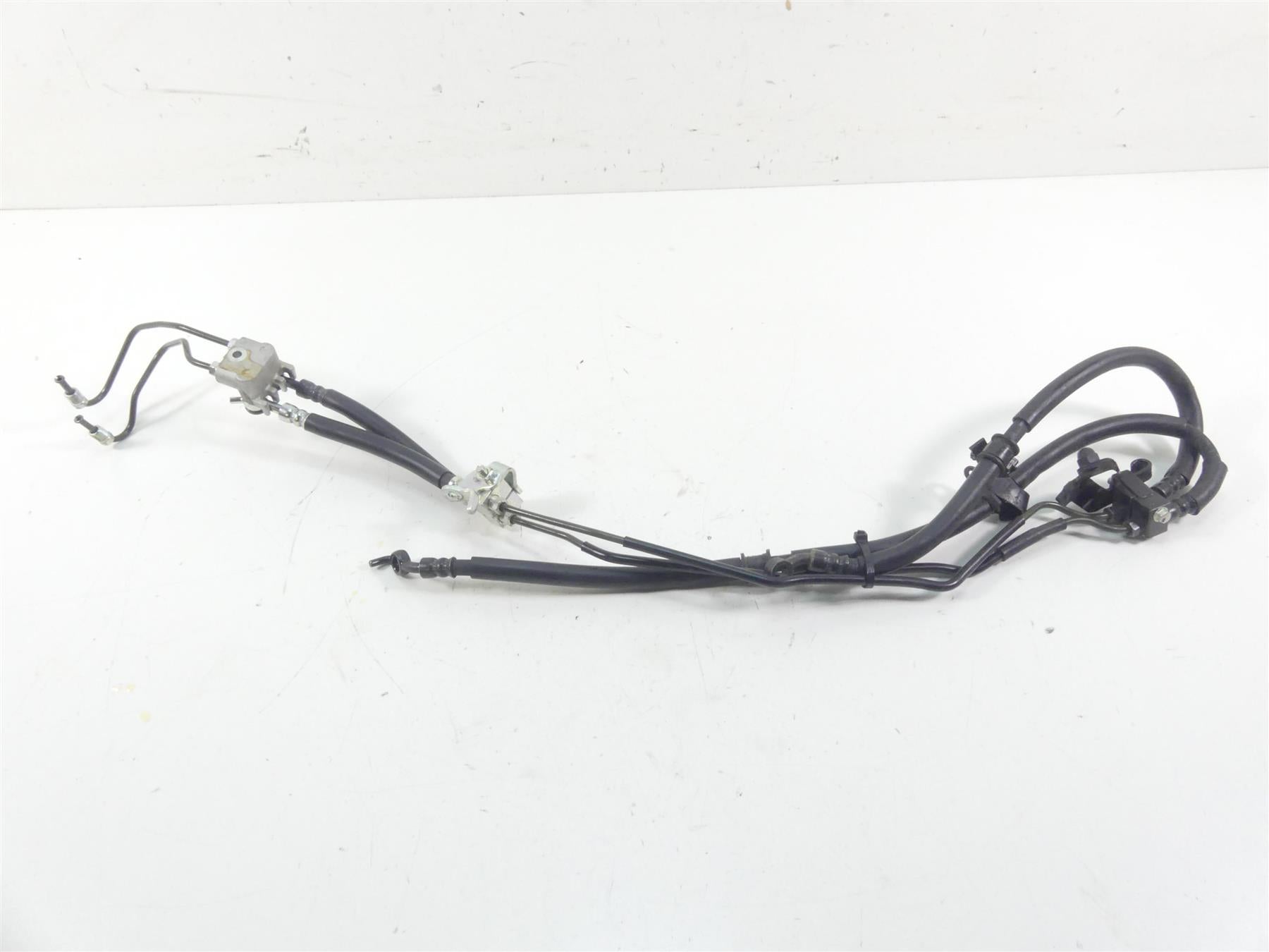2022 Yamaha MT09 FZ09 Rear Abs Brake Line Hose Set B7N-2581K-00-00 {{ shop.shopifyCountryName }} - Mototech271