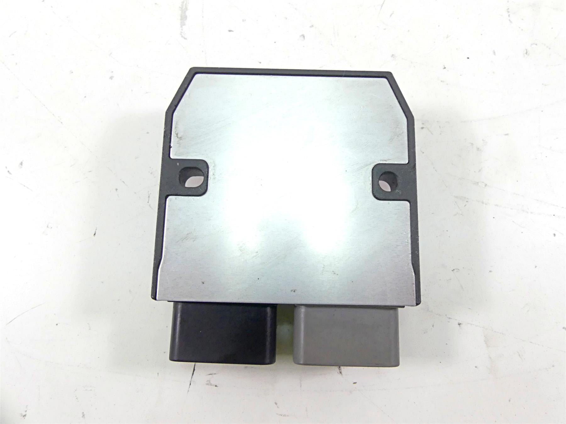 2010 Kawasaki ZX1400 ZX14 R Ninja Rectifier Voltage Regulator FH010BA 21066-0008 {{ shop.shopifyCountryName }} - Mototech271