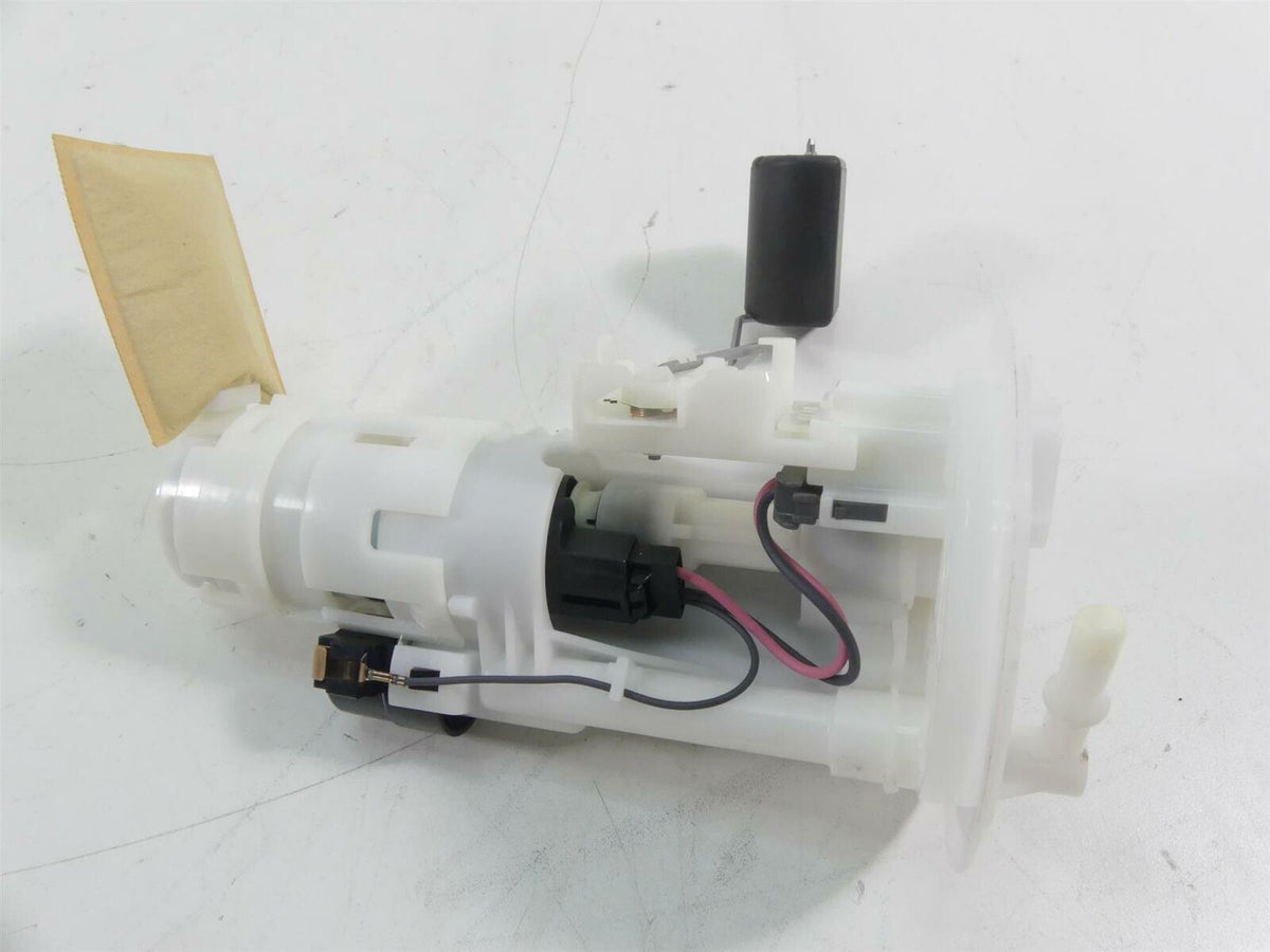 2020 Yamaha VMX17 1700 Denso Fuel Gas Petrol Pump - Tested - 1K 2S3-13907-01-00 {{ shop.shopifyCountryName }} - Mototech271