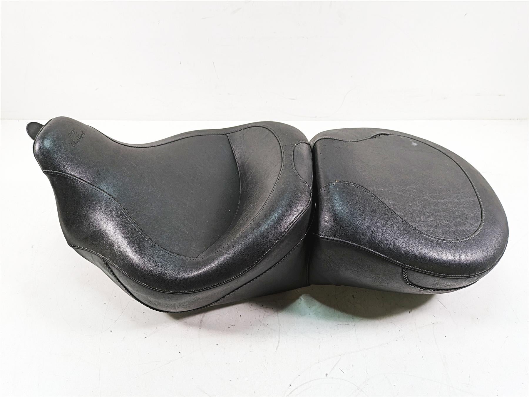 2011 Harley Touring FLHR Road King Mustang Seat Saddle 731499 {{ shop.shopifyCountryName }} - Mototech271