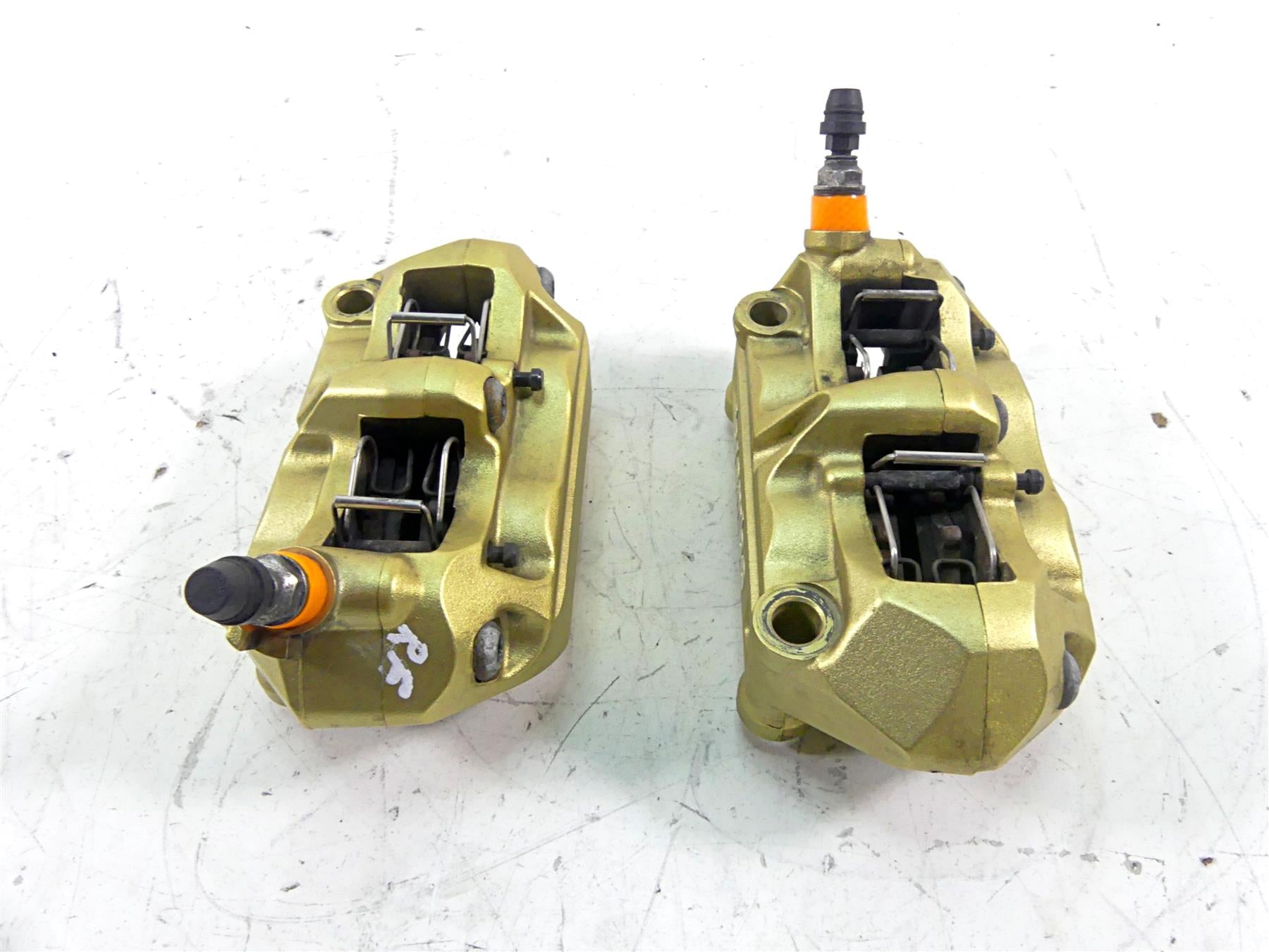 2018 BMW S1000RR K46 Front Brembo 100mm Brake Caliper 34117714783 34117714784 {{ shop.shopifyCountryName }} - Mototech271