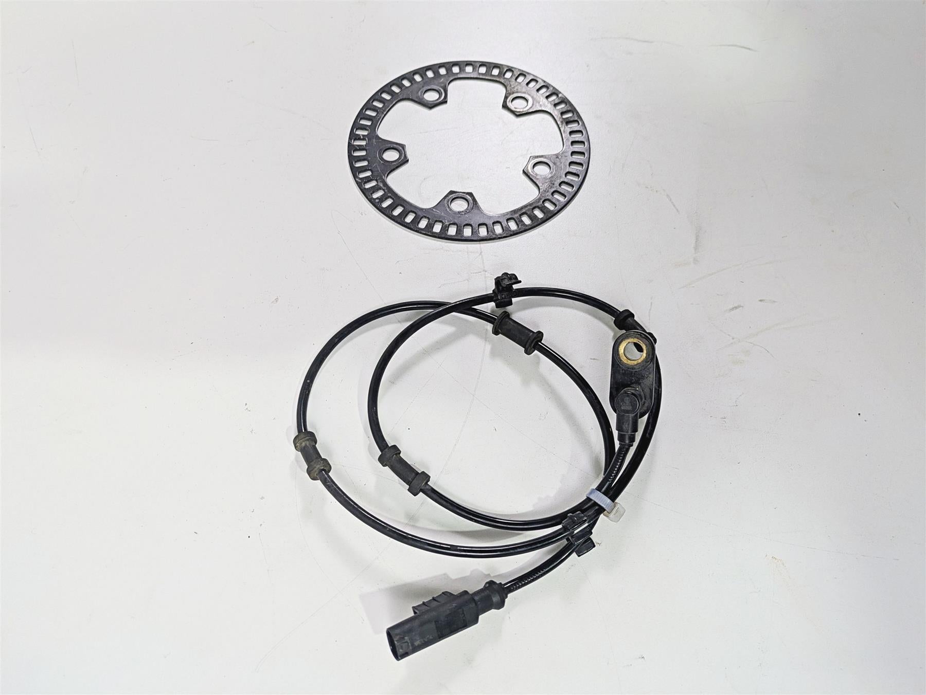 2016 Kawasaki ZX10R Ninja Front Abs Brake Wheel Speed Sensor 21176-0813 {{ shop.shopifyCountryName }} - Mototech271