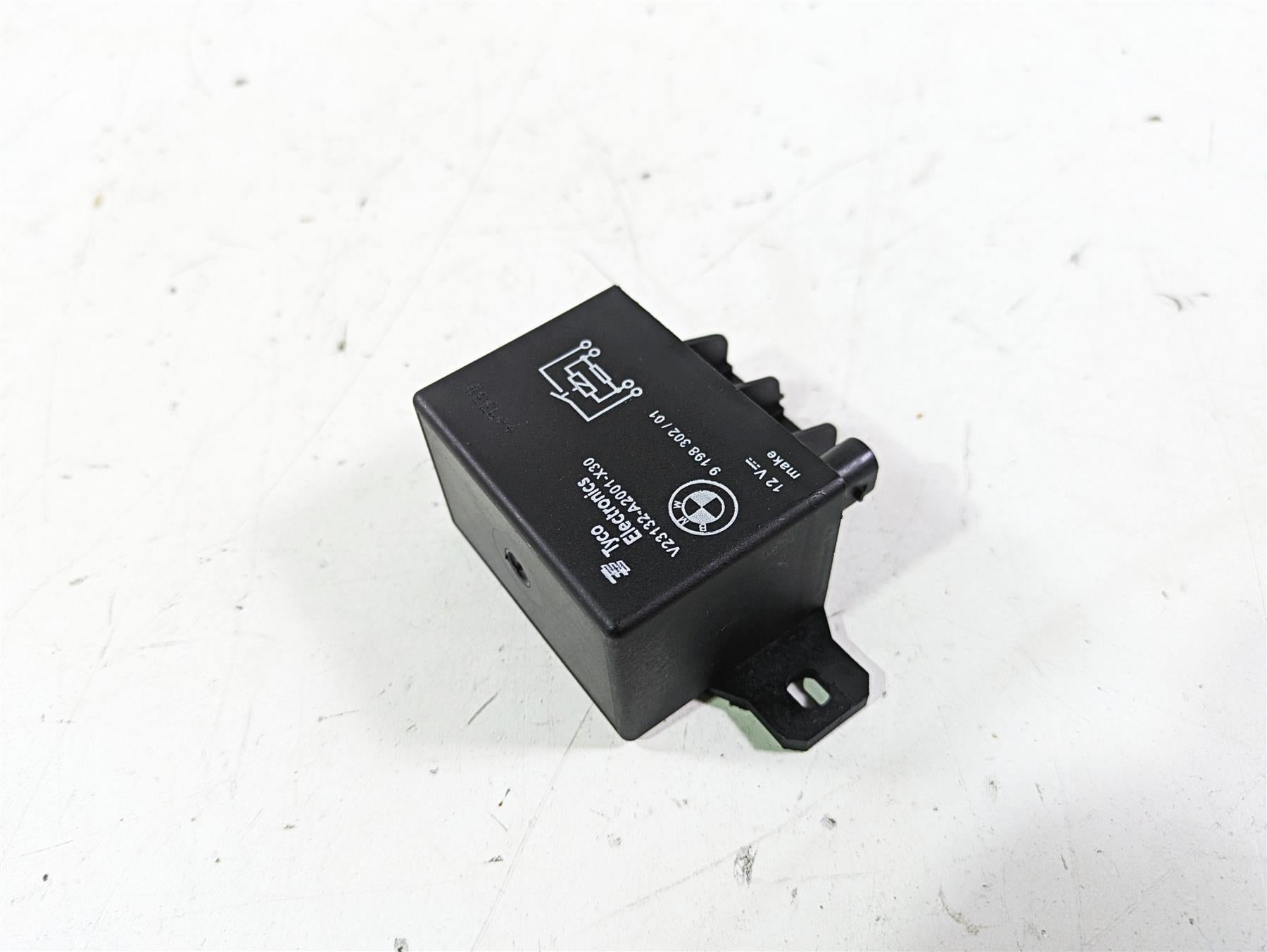 2014 BMW R1200 RT RTW K52 Engine Starter Relays 61368354778 {{ shop.shopifyCountryName }} - Mototech271