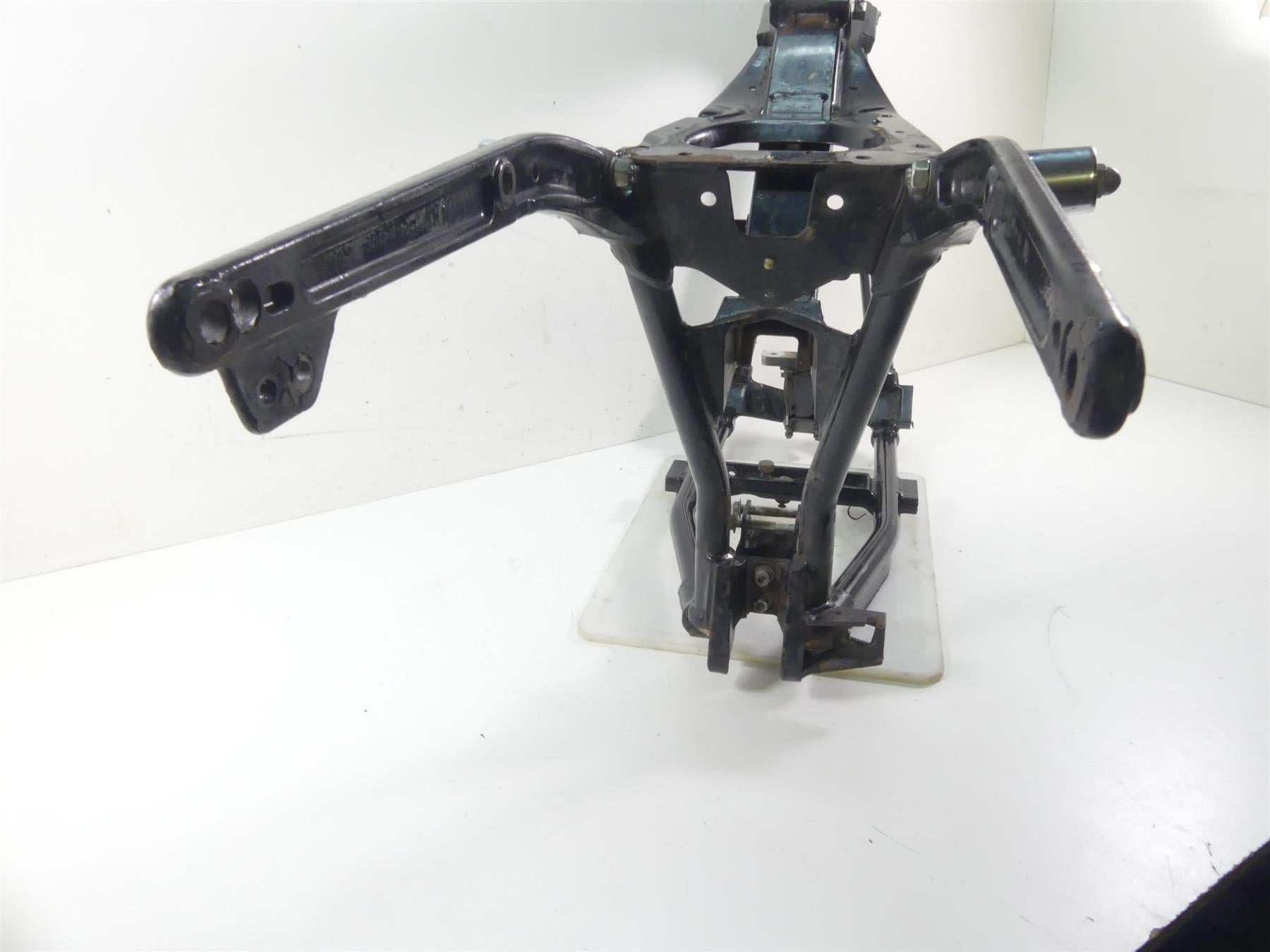 2011 Harley FXDWG Dyna Wide Glide Straight Main Frame Chassis - 34 Dgr With Texas Clean Title 47748-10A {{ shop.shopifyCountryName }} - Mototech271