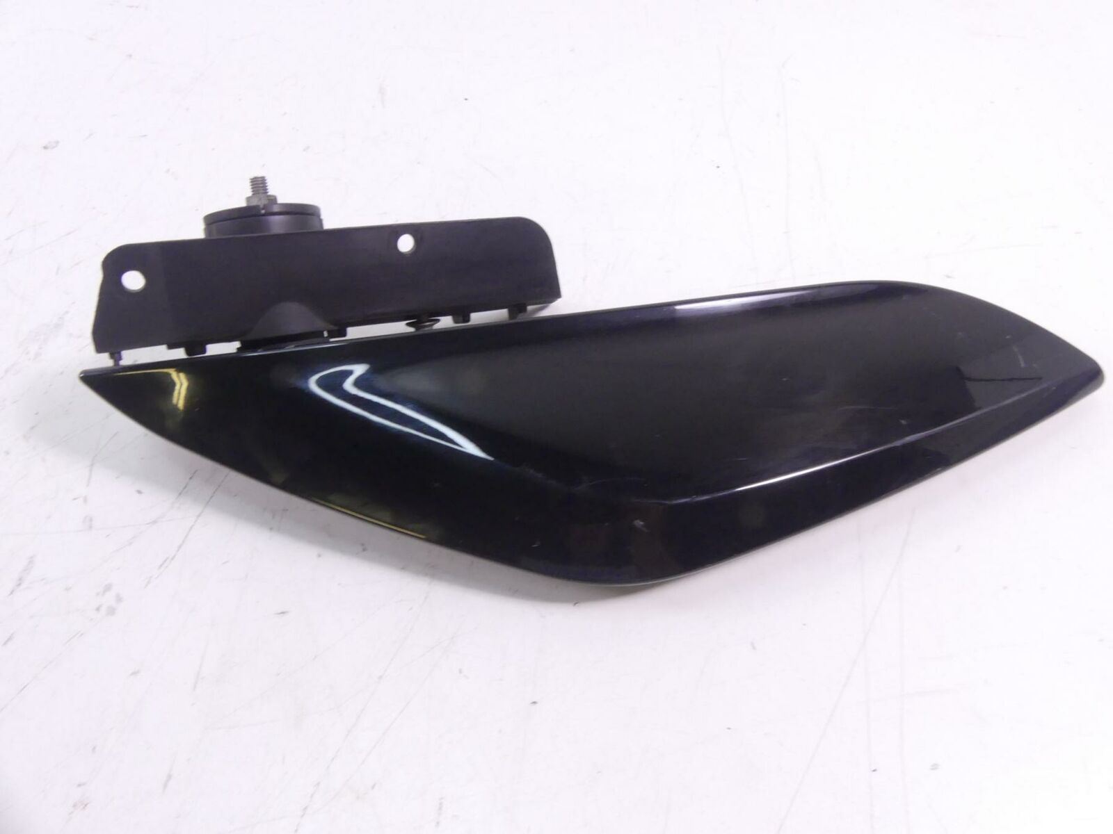 2018 BMW K1600 Bagger Left Side Vent Wind Deflector - Read 46638393415 | Mototech271