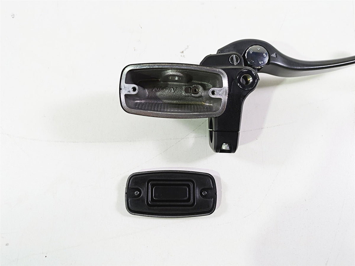 2016 Suzuki M109R VZR1800 Boulevard Front Brake Master Cylinder 5/8" 59600-10FD0 {{ shop.shopifyCountryName }} - Mototech271