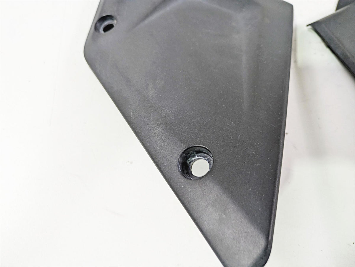 2020 Suzuki V-Strom 1050 XT Between Leg Side Cover Fairing Set 47111-06L00 {{ shop.shopifyCountryName }} - Mototech271