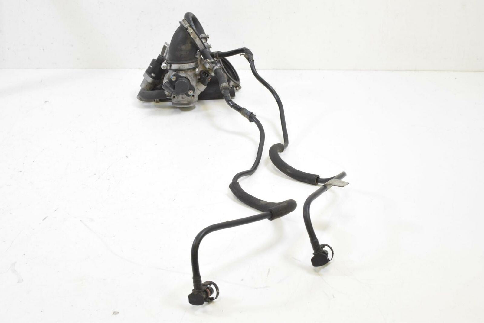 2012 Ducati Hypermotard 1100 Evo SP Throttle Body Fuel Injection 28240851A {{ shop.shopifyCountryName }} - Mototech271