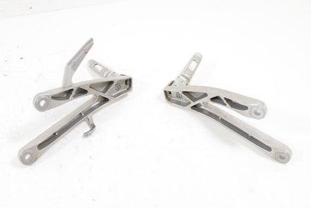 2015 Honda CBR600RR CBR600 RR LR Rider Passenger Footpeg Mount SET 50760-MFJ-D00 {{ shop.shopifyCountryName }} - Mototech271