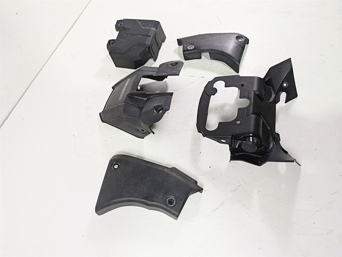 2020 Suzuki V-Strom 1050 XT Plastic Infill Cover Set 43585-31J0 18576-06L00 {{ shop.shopifyCountryName }} - Mototech271