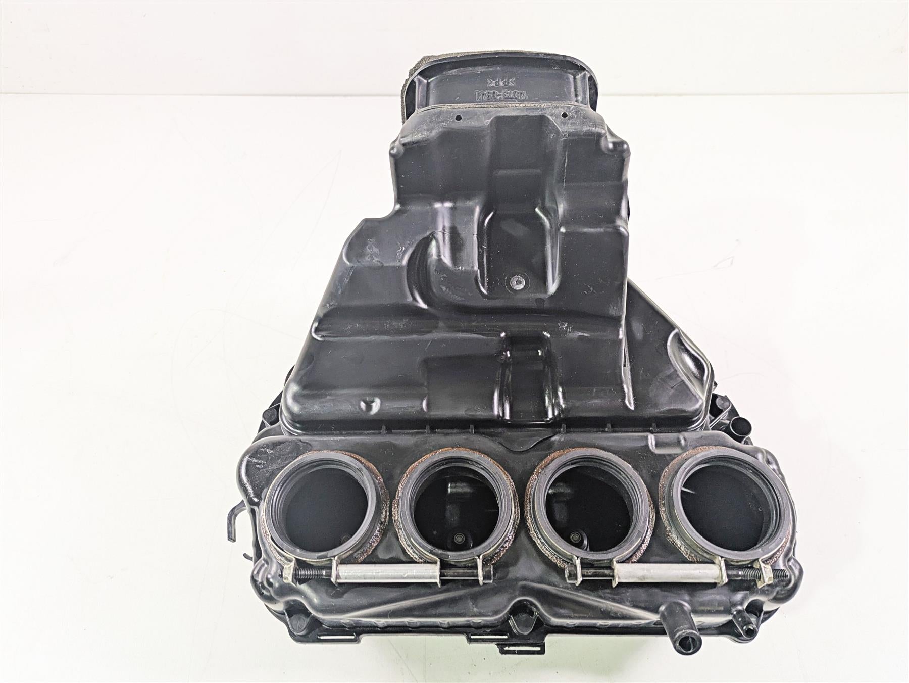 2016 Kawasaki ZX10R Ninja Air Box Cleaner Breather Injectors Set 11010-0844 {{ shop.shopifyCountryName }} - Mototech271