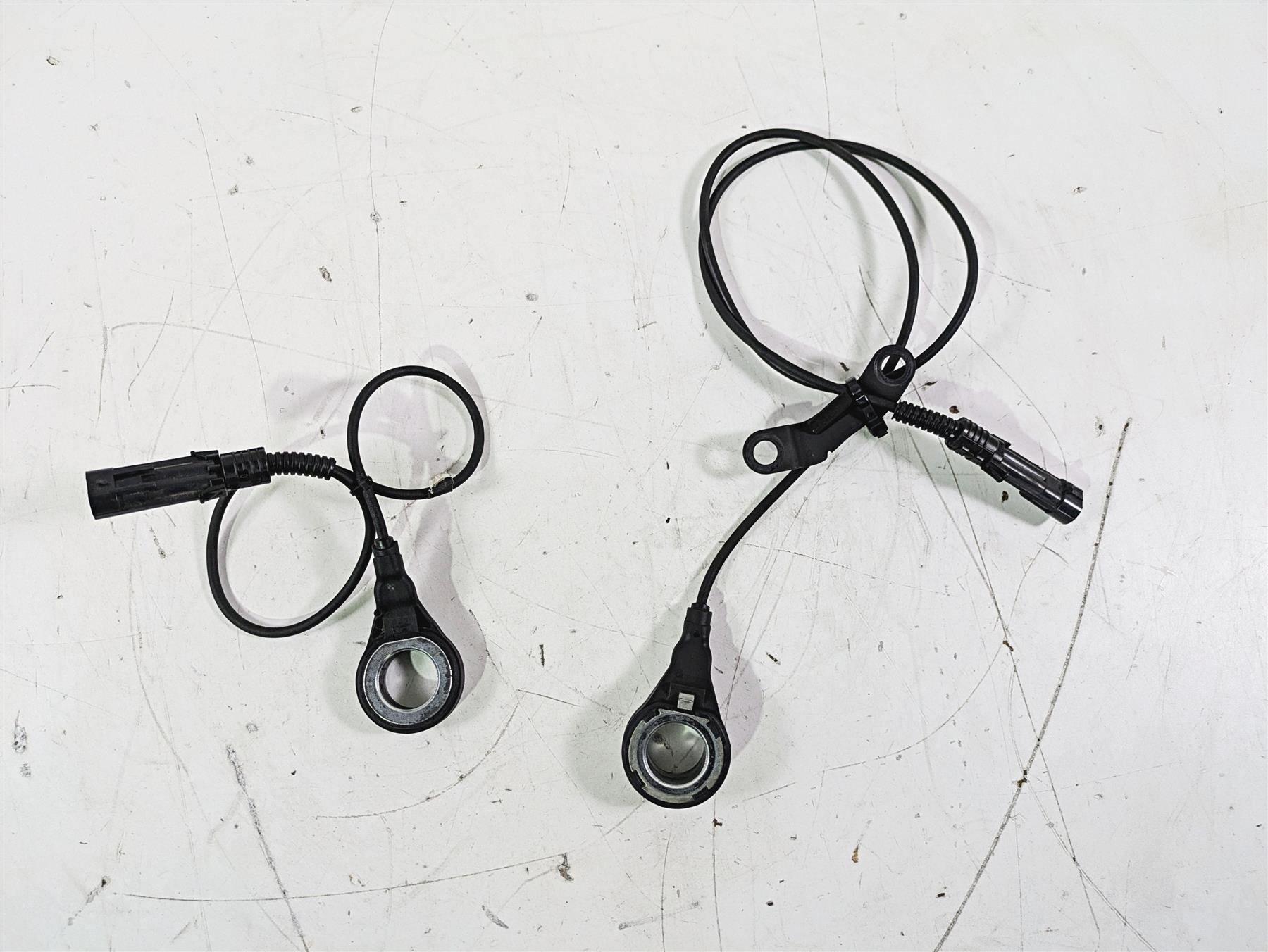 2015 Harley Touring FLHTKL E -Glide Low Abs Brake Speed Sensor Set 40615-08 {{ shop.shopifyCountryName }} - Mototech271
