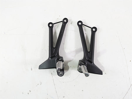 2022 Kawasaki ZR900RS Cafe Rear Passenger Foot Peg Rest Set 35063-1393-18R {{ shop.shopifyCountryName }} - Mototech271