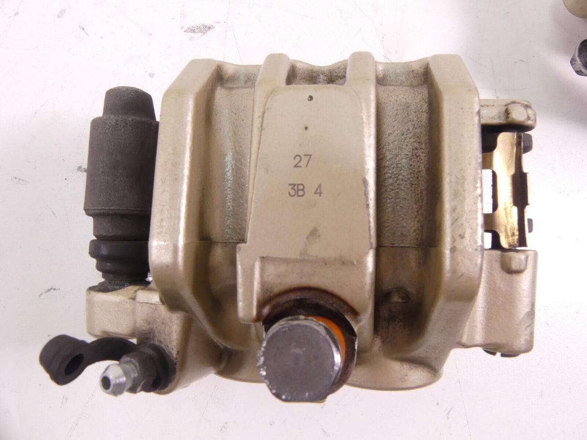 2014 Triumph Tiger 800 ABS Front Nissin Brake Caliper Set T2022030 T2022031 {{ shop.shopifyCountryName }} - Mototech271