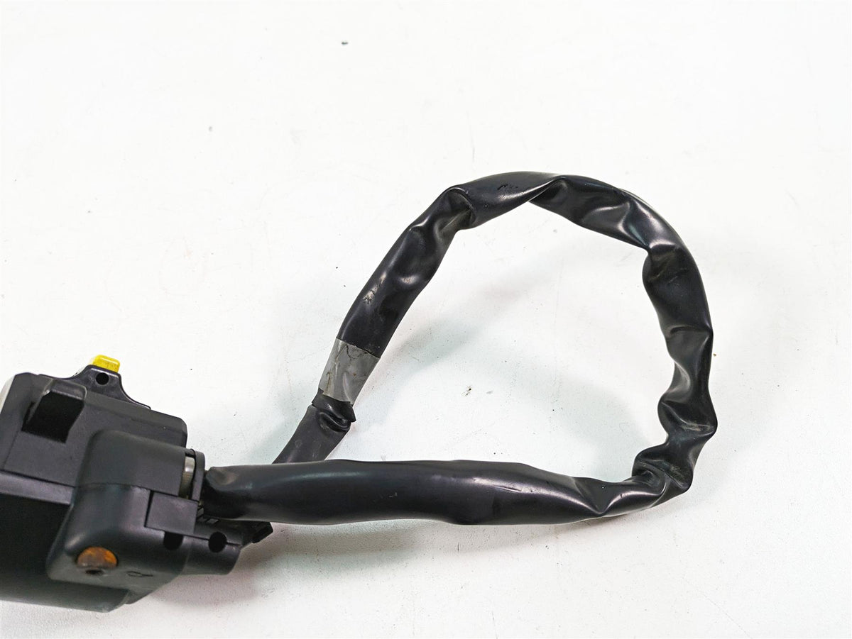 2008 Buell 1125 R Left Hand Turn Signal Blinker Horn Control Switch N0159.TB {{ shop.shopifyCountryName }} - Mototech271