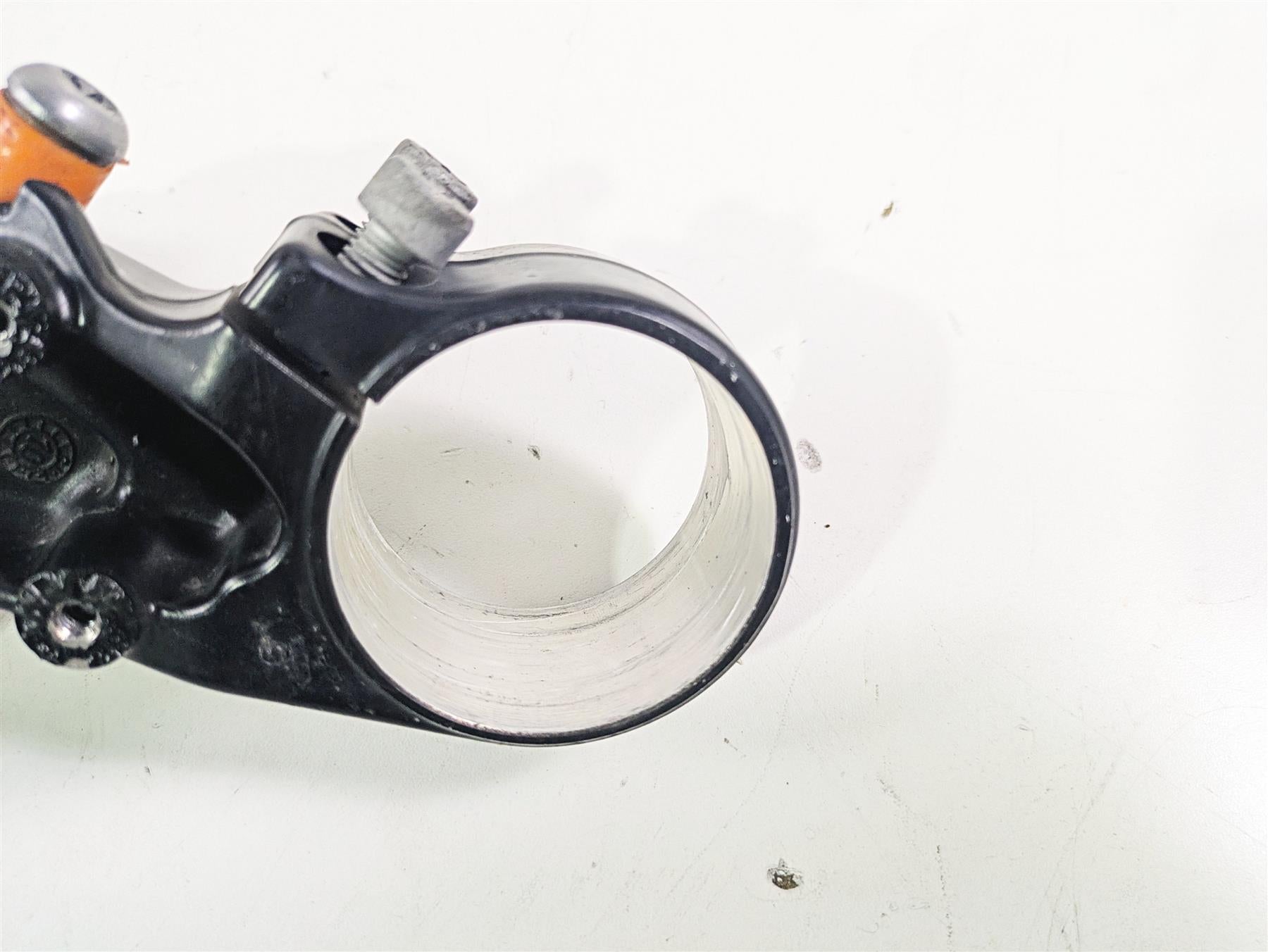 2010 BMW R1200GS K25 Lower Triple Tree Steering Clamp -Read 31427718343 {{ shop.shopifyCountryName }} - Mototech271