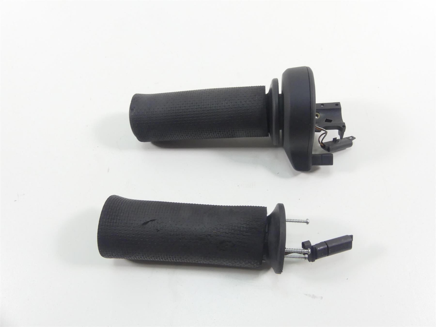 2016 BMW S1000XR K49 Heated Hand Grip E-Throttle Set 61318522472 {{ shop.shopifyCountryName }} - Mototech271