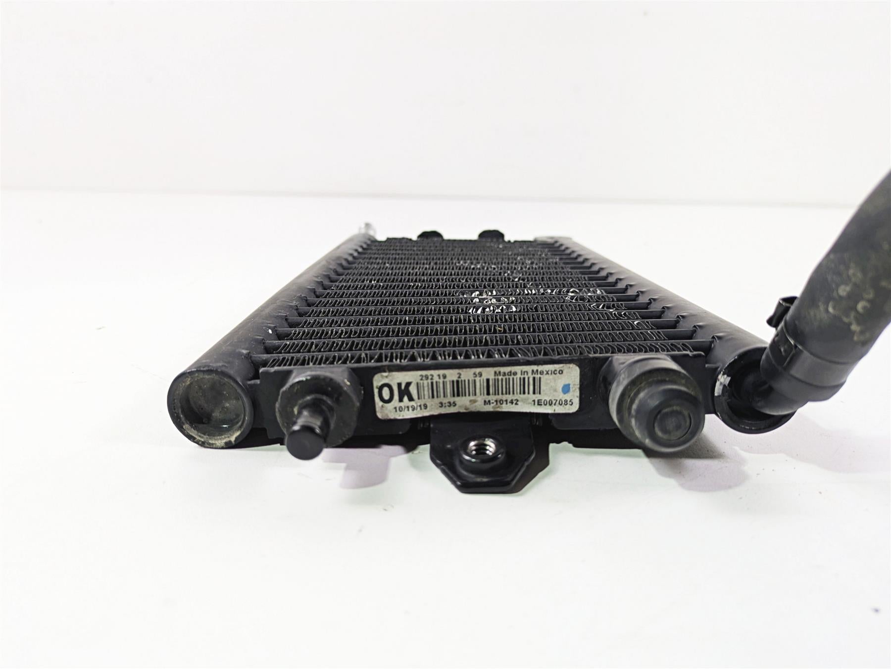 2020 Harley Softail FXST Standard Oil Cooler & Cover Set - Read 62700191 {{ shop.shopifyCountryName }} - Mototech271