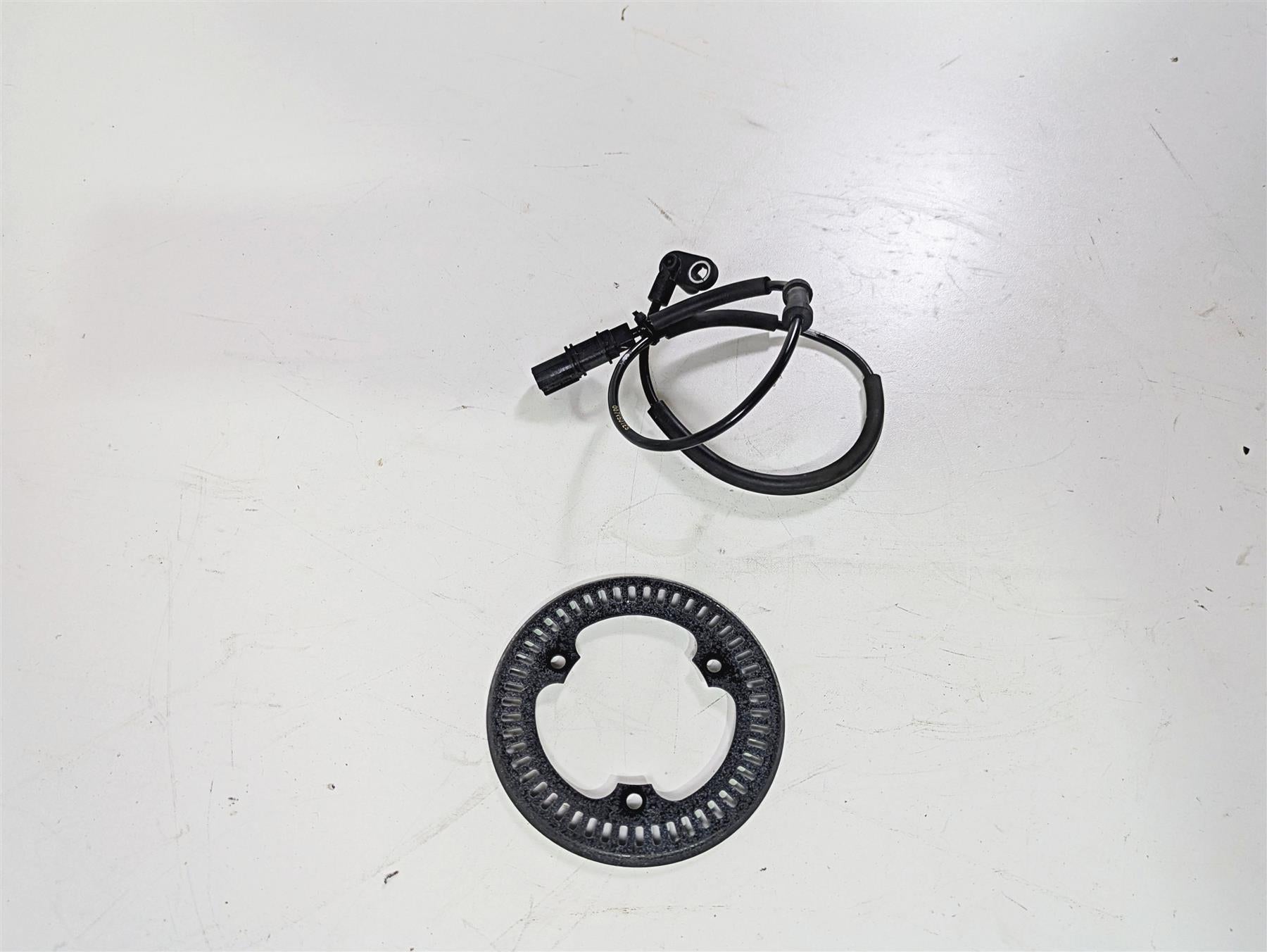 2020 Kawasaki Z900 ZR900 Front Abs Brake Wheel Speed Sensor 21176