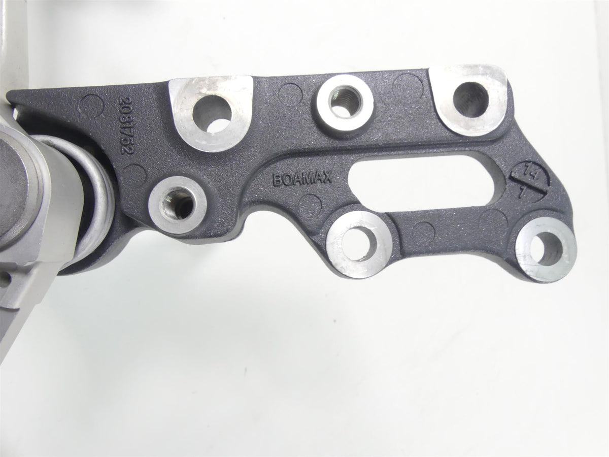 2015 Triumph 1050 Speed Triple R Front Right Footpeg & Brake Pedal T2081752 {{ shop.shopifyCountryName }} - Mototech271