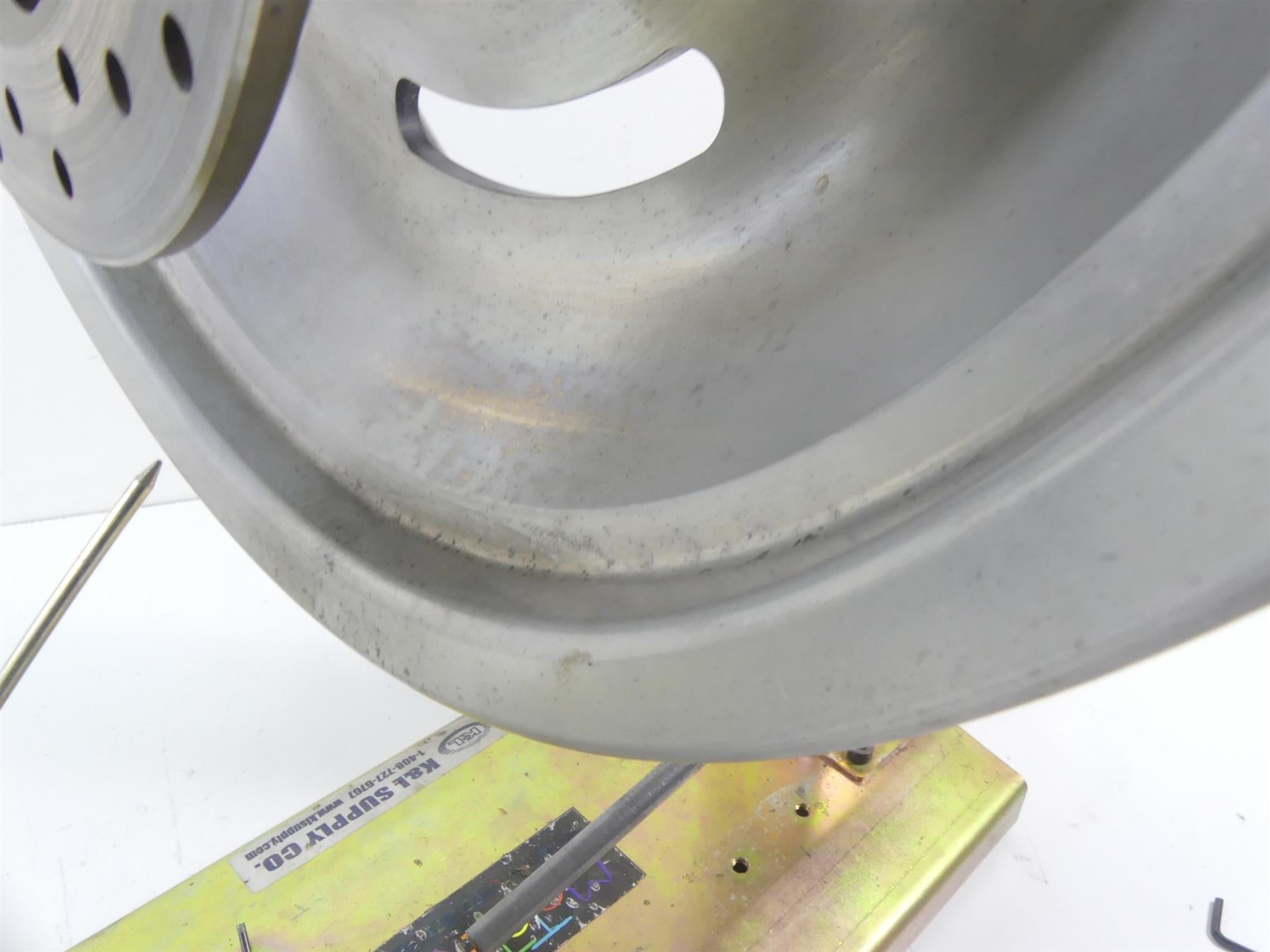 2006 Harley VRSCD Night V Rod Straight Rear Wheel Rim 18x5.5 40869-06 {{ shop.shopifyCountryName }} - Mototech271