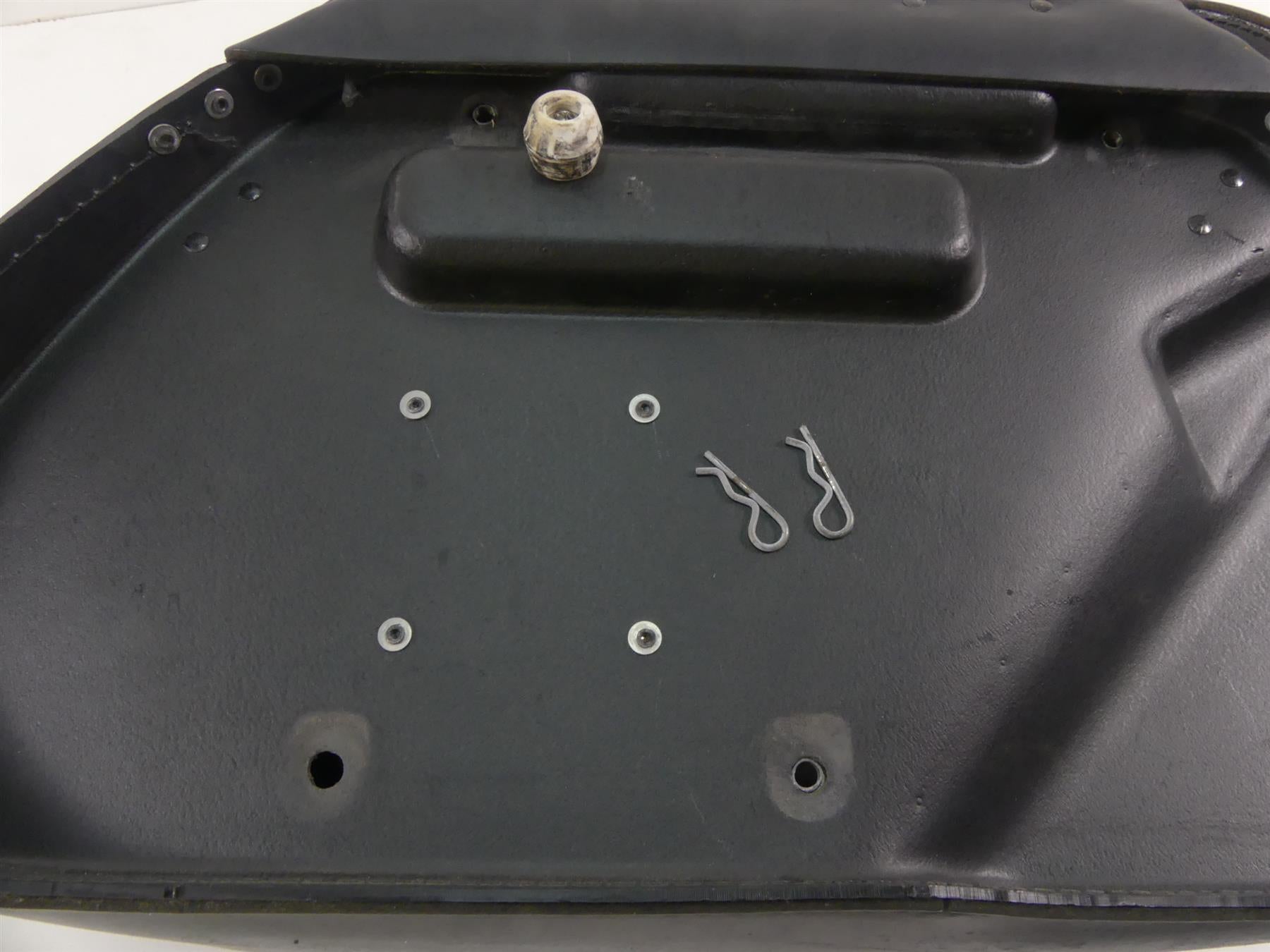 2007 Honda VTX1800 T1 Left Saddlebag Saddle Bag 08L56-MCV-100F 08L56-MCV-10042 {{ shop.shopifyCountryName }} - Mototech271
