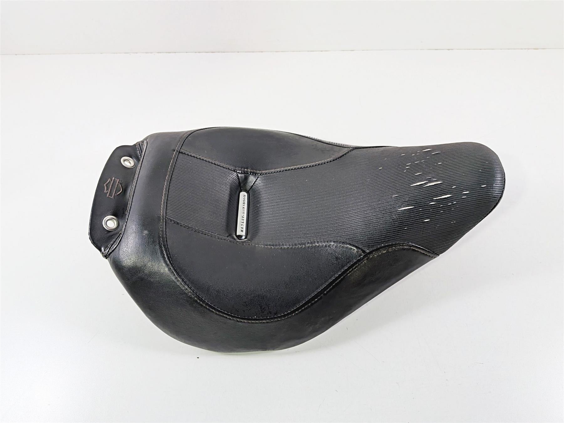 2014 Harley FXSB Softail Breakout Front Driver Seat Saddle 52000096-Mototech271
