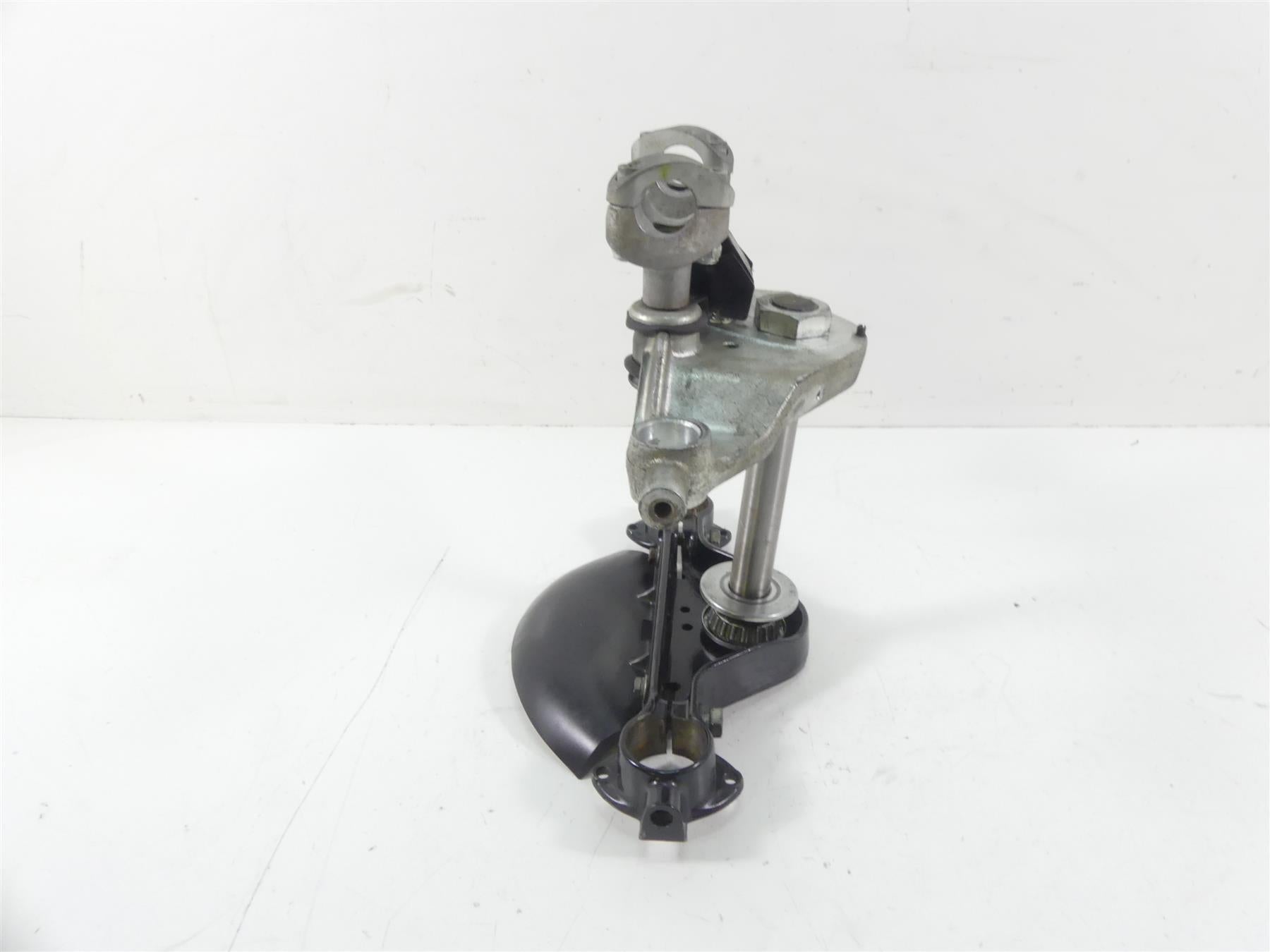 1989 Harley Touring FLTC Tour Glide Upper Lower Tiple Tree Riser Set 45435-83B {{ shop.shopifyCountryName }} - Mototech271