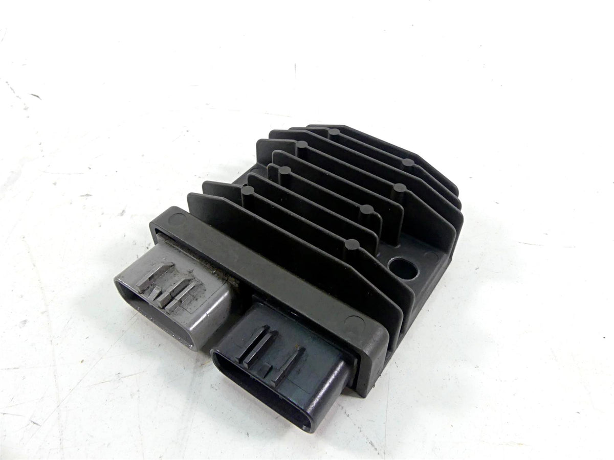 2016 BMW R1200GS Adv K51 Rectifier Voltage Regulator FH020AA 12318523367 {{ shop.shopifyCountryName }} - Mototech271