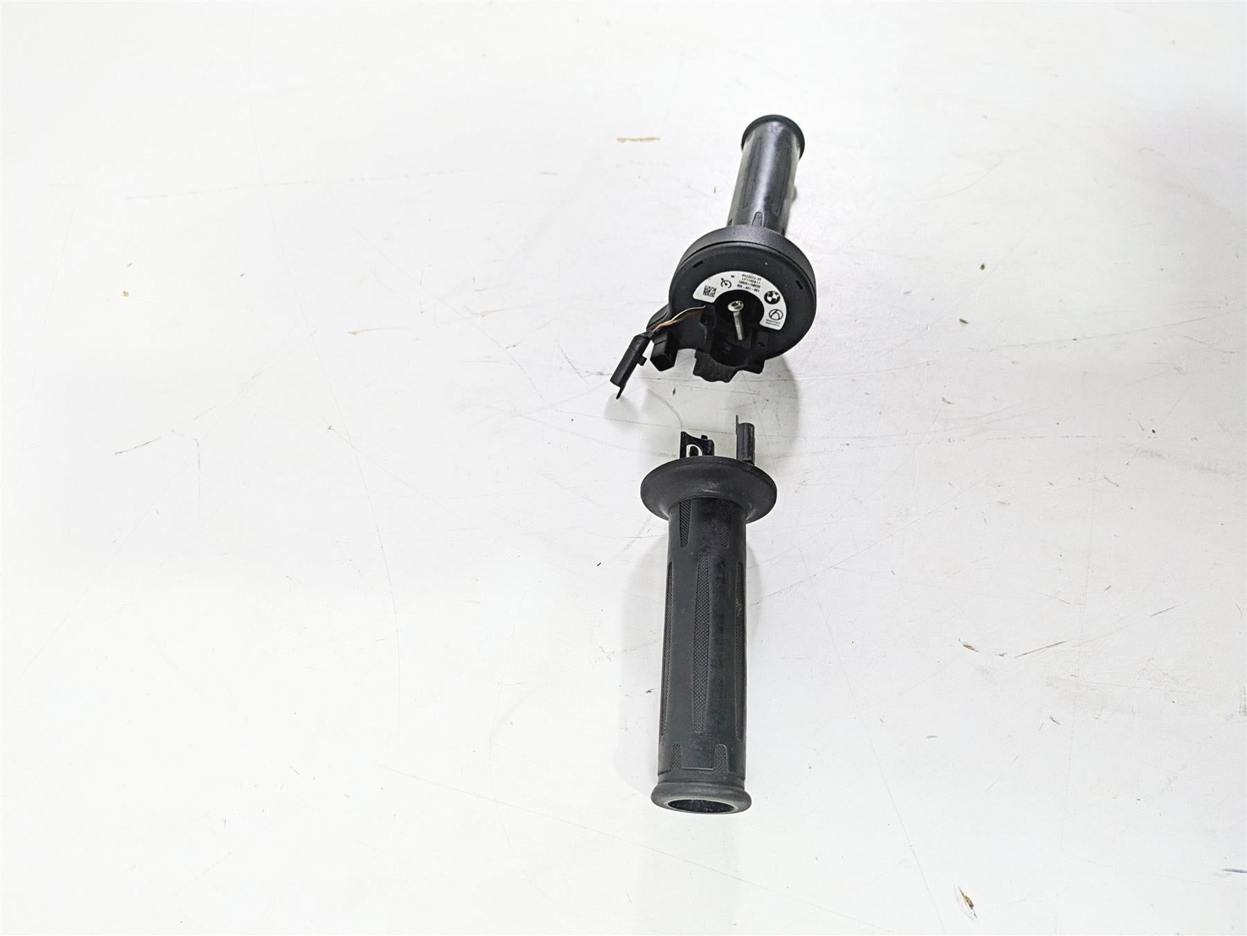 2016 BMW S1000RR K46 Heated Left Right Hand Grip Set Cruise 61317727065 {{ shop.shopifyCountryName }} - Mototech271
