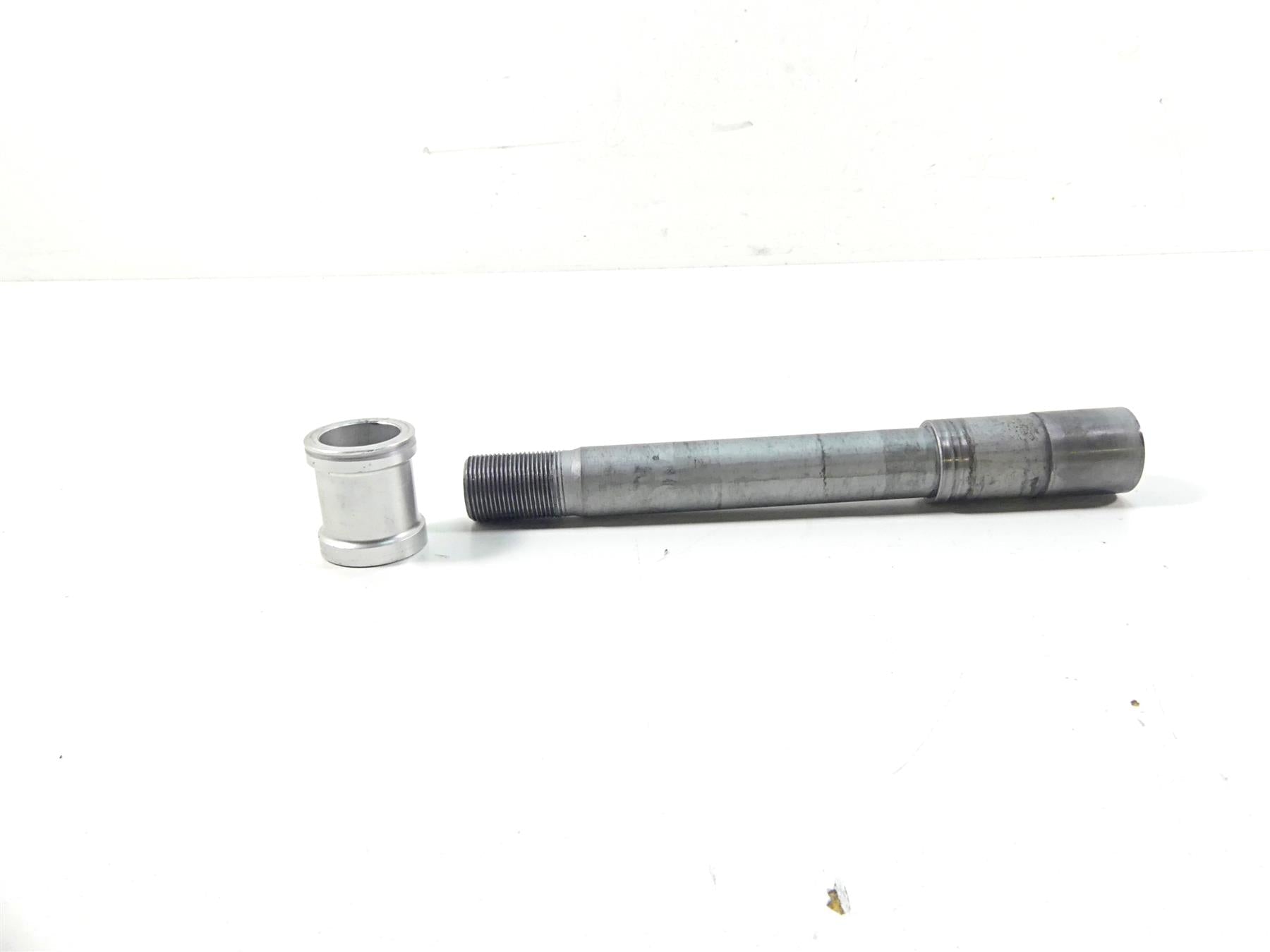 2009 BMW R1200GS K255 Adv Front Axle Wheel Spindle 25mm 36318526446 {{ shop.shopifyCountryName }} - Mototech271