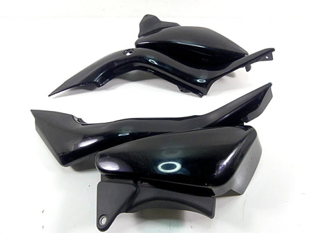 2008 Suzuki M109R VZR1800 Between Leg Side Cover Fairing Set 47211-48G00 {{ shop.shopifyCountryName }} - Mototech271