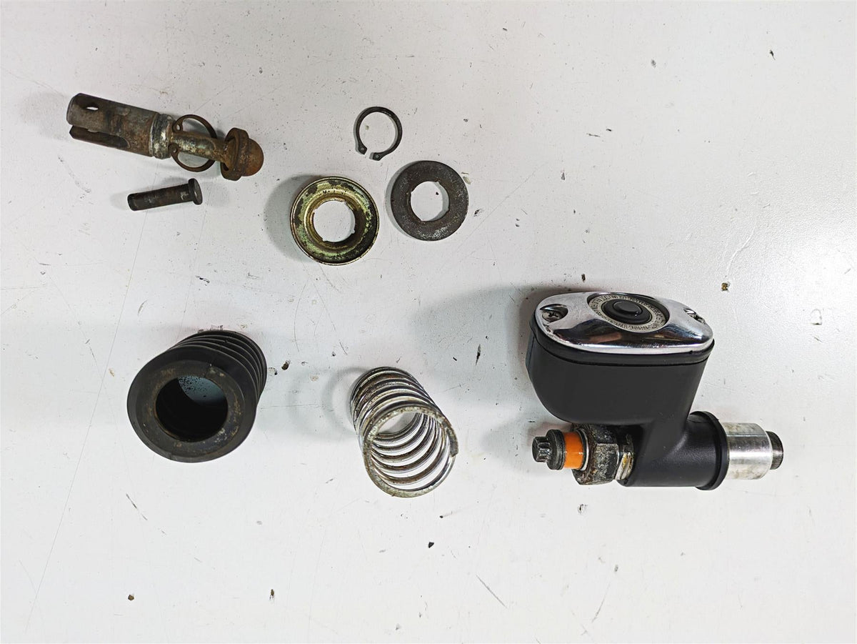 2005 Harley Touring FLHTCUI Electra Glide Rear Brake Master Cylinder 41767-05E {{ shop.shopifyCountryName }} - Mototech271