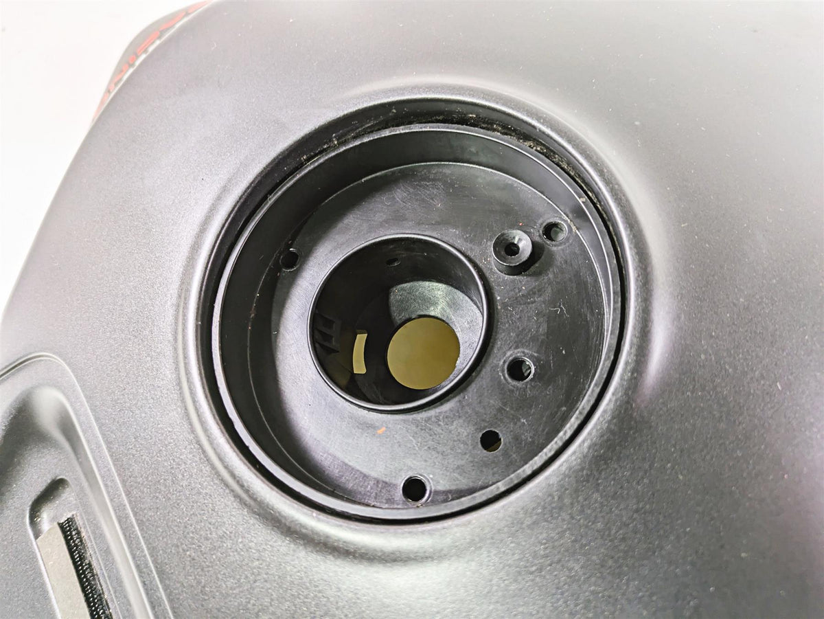 2021 Aprilia RS660 Oem Fuel Gas Petrol Tank - No Holes No Leaks 2B005484 {{ shop.shopifyCountryName }} - Mototech271
