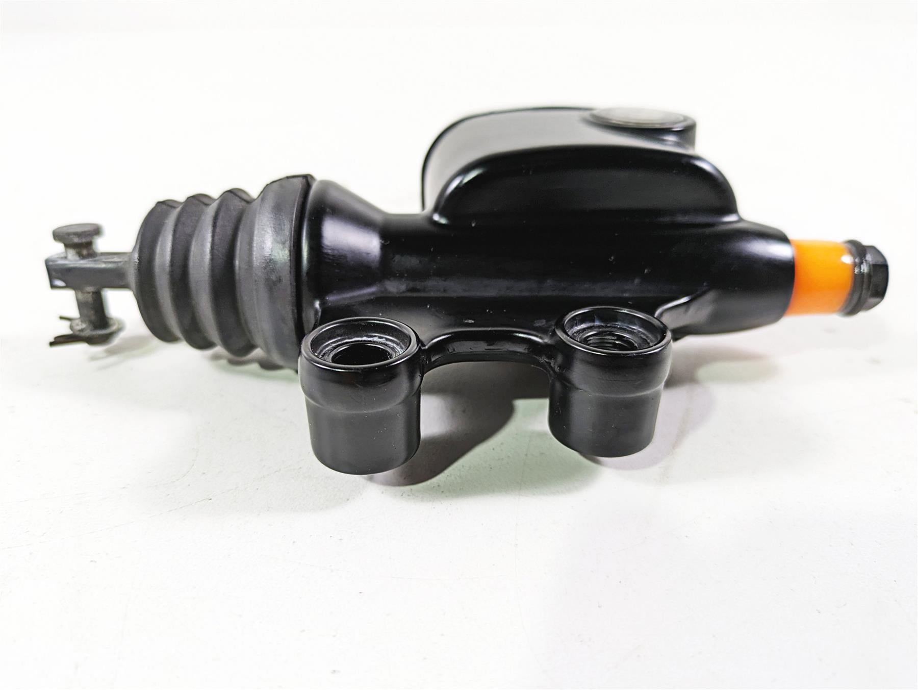 2020 Harley Touring FLHT Electra Glide Rear Brake Master Cylinder 41700028A {{ shop.shopifyCountryName }} - Mototech271