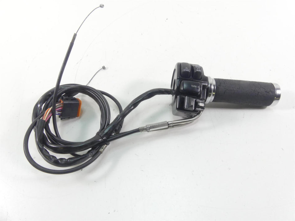 1999 Harley Touring FLHTCUI Electra Glide Right Hand Control Switch 71684-06A {{ shop.shopifyCountryName }} - Mototech271