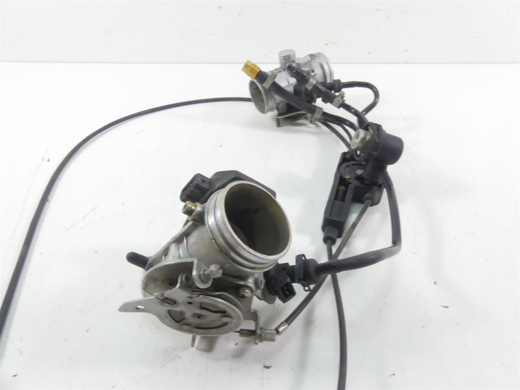 1999 BMW R1100 GS 259E Throttle Body Set & Junction Box 13542325853 13542325854 {{ shop.shopifyCountryName }} - Mototech271