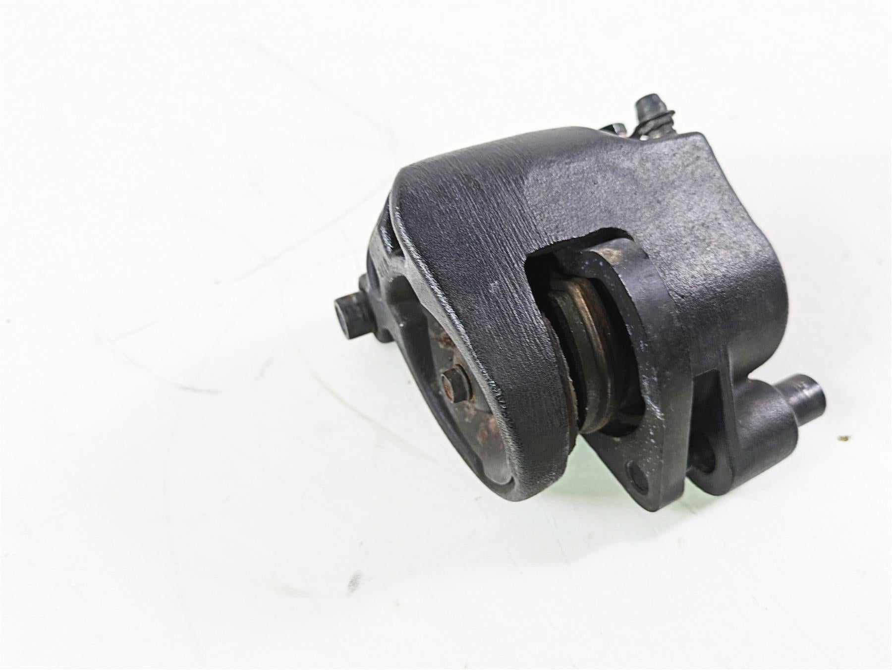 2008 Harley FLSTSB Cross Bones Front Brake Caliper 44079-97C {{ shop.shopifyCountryName }} - Mototech271