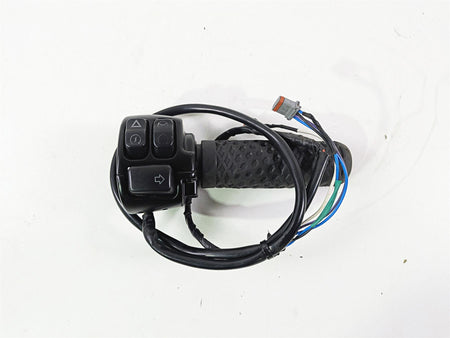 2020 Harley Softail FXST Standard Right Hand Control Switch - Extended 71500462 {{ shop.shopifyCountryName }} - Mototech271