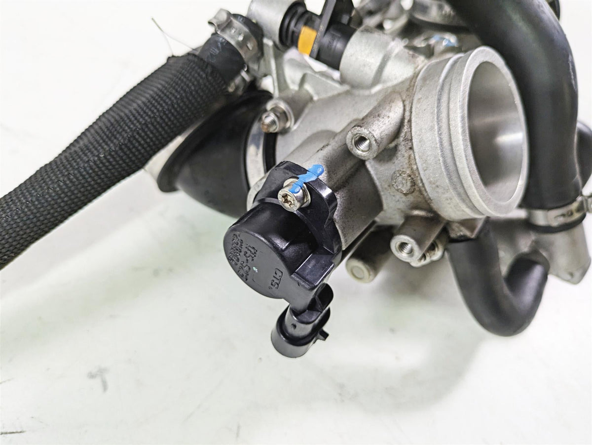 2009 Ducati Monster 1100 S Throttle Body Fuel Injection -Clean 28240831A {{ shop.shopifyCountryName }} - Mototech271