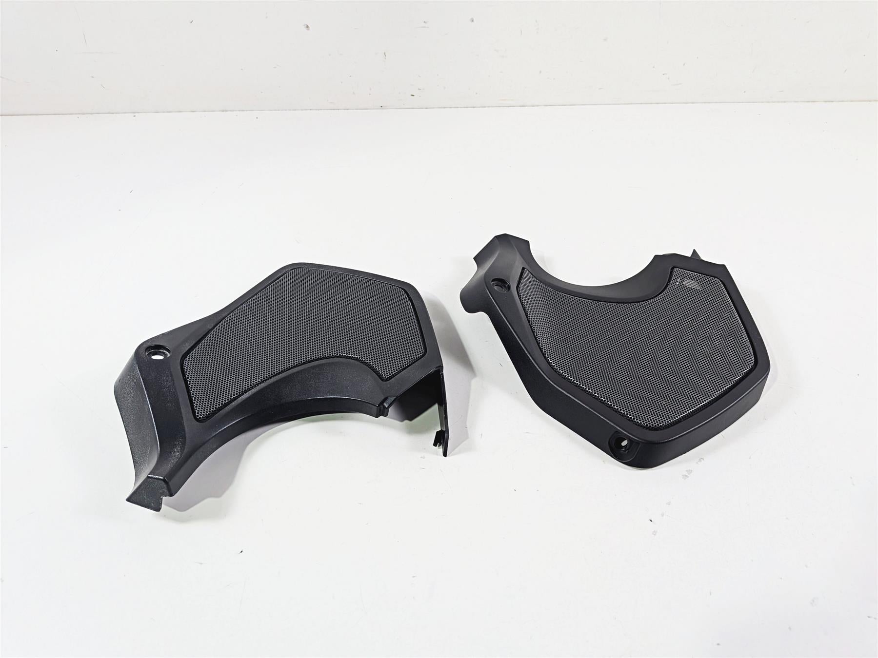2016 BMW R1200RT RT RTW K52 Speaker Cover Fairing Set 46638529412 46638529411 {{ shop.shopifyCountryName }} - Mototech271