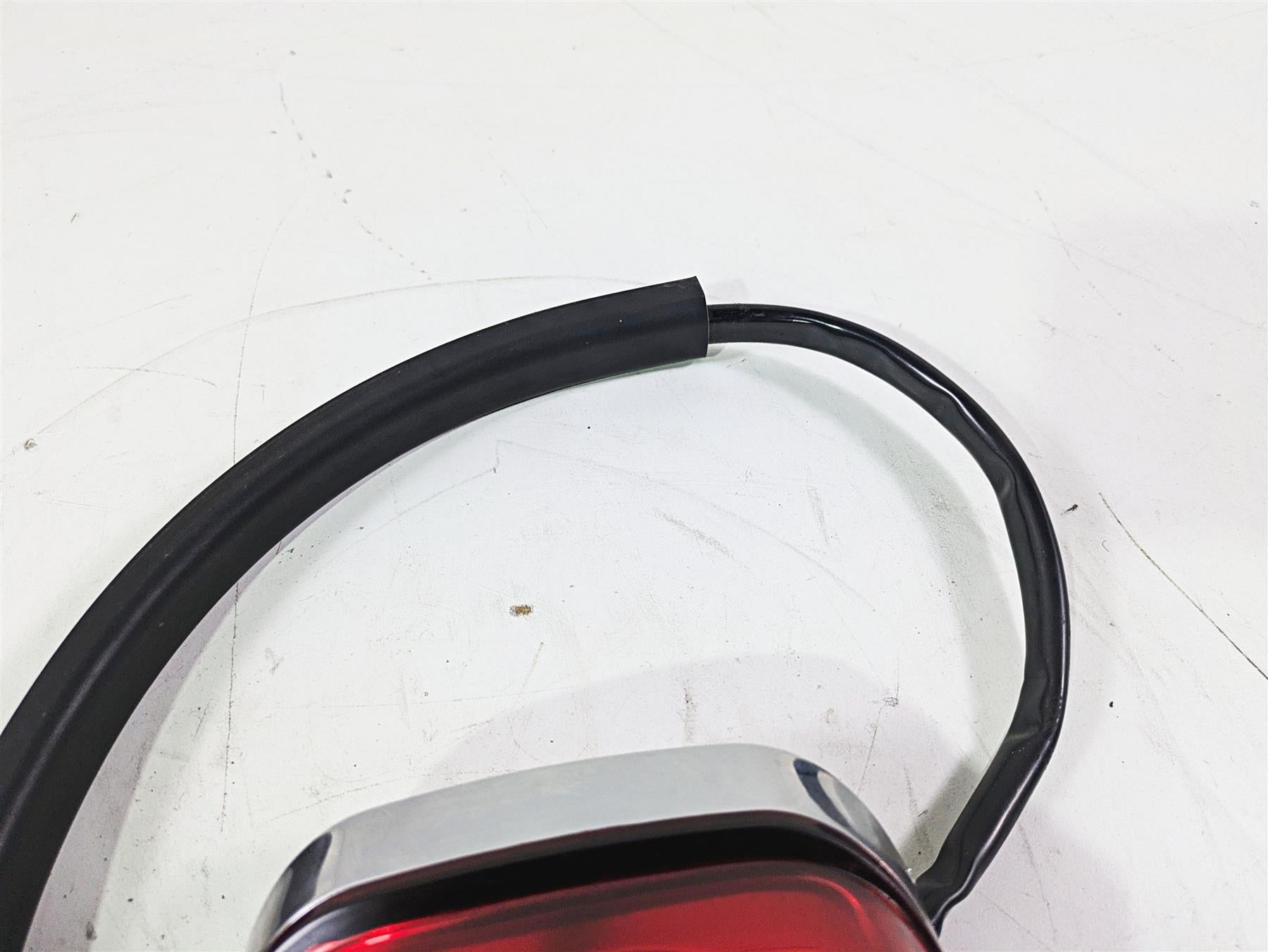 2008 Harley FLSTC 105TH Softail Heritage Tail Light Lamp Taillight 68140-04 {{ shop.shopifyCountryName }} - Mototech271