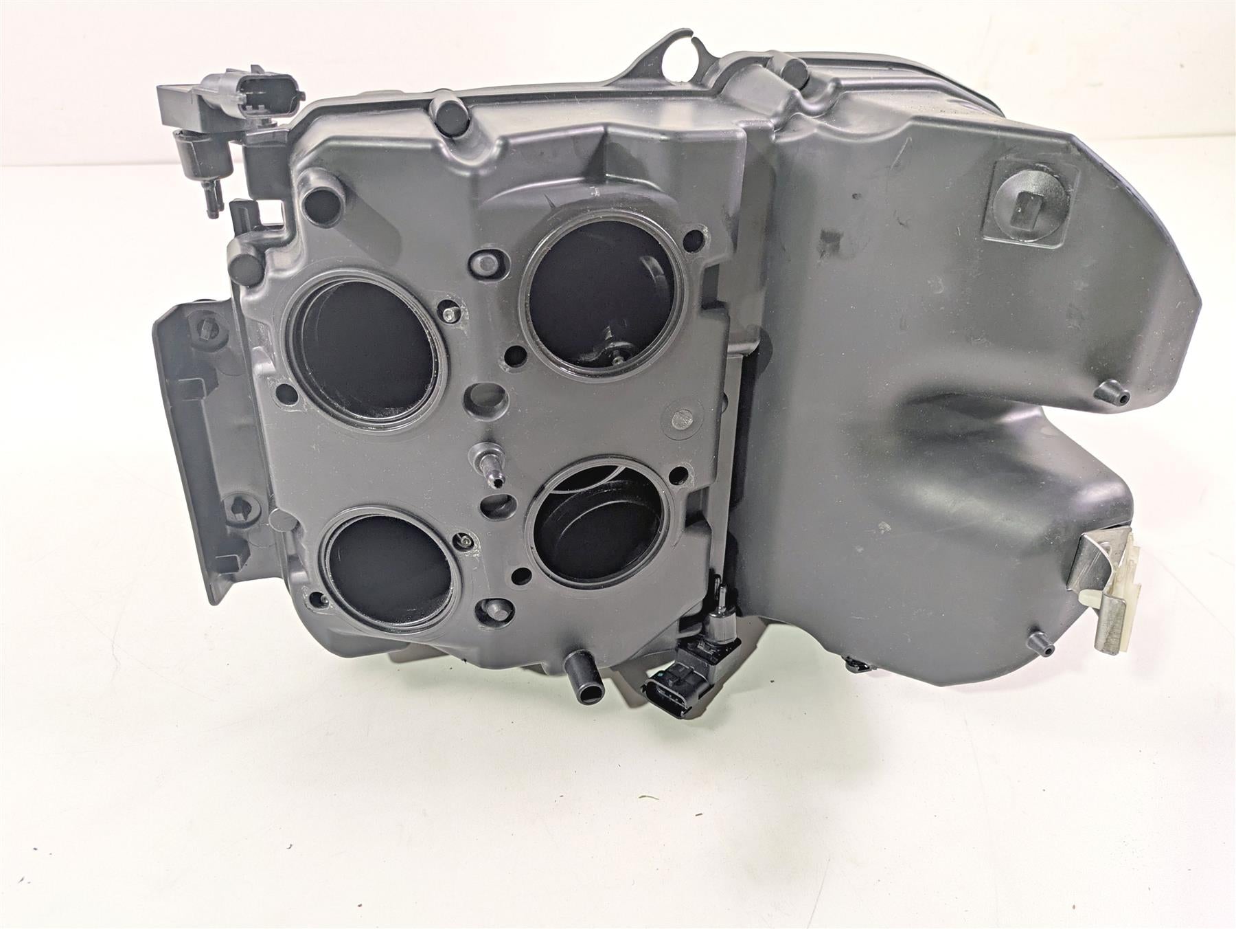 2017 Aprilia RSV 1100 Tuono V4 Factory Air Box Cleaner & Velocity Stacks 858931 {{ shop.shopifyCountryName }} - Mototech271