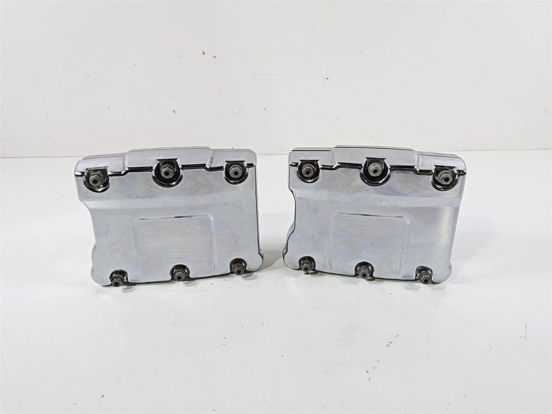 2012 Harley Softail FLSTF Fat Boy Chrome Rocker Box & Valve Cover Set 17543-99A {{ shop.shopifyCountryName }} - Mototech271