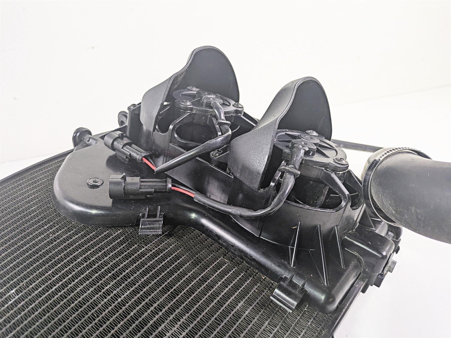 2017 KTM 1290 Super Duke GT Radiator Fan Reservoir Hoses Set 61435010000 {{ shop.shopifyCountryName }} - Mototech271