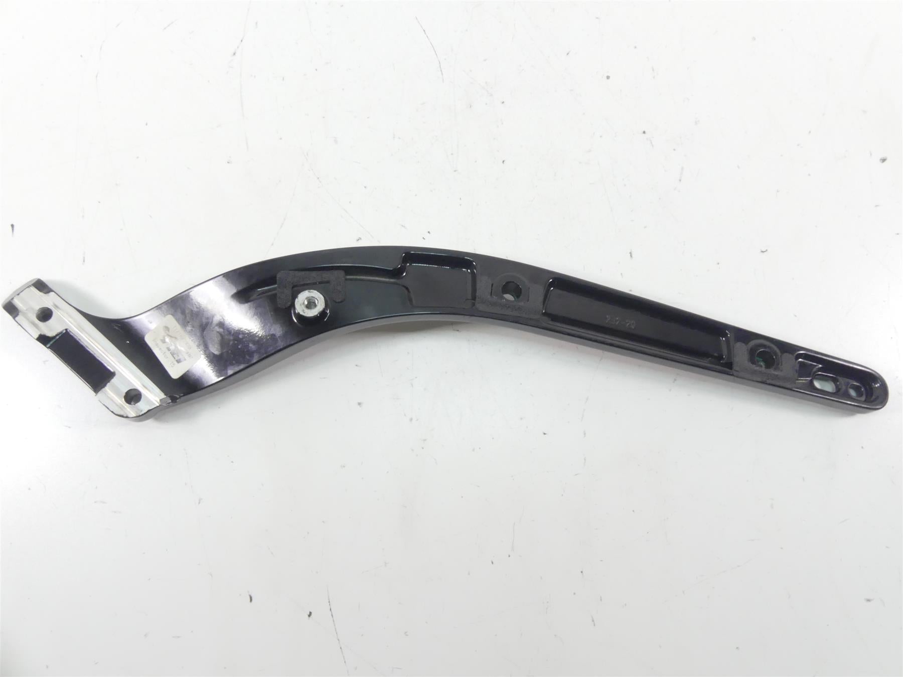 2021 Harley Softail FXBBS Street Bob Right Fender Support Brace Strut 59500422 {{ shop.shopifyCountryName }} - Mototech271