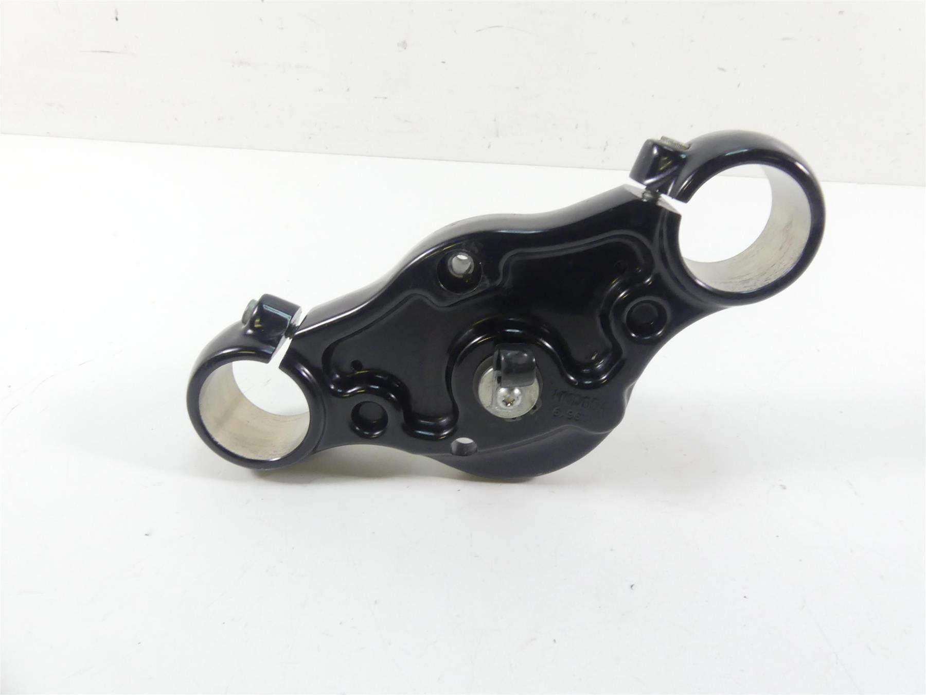 2020 Harley Softail FXBB Street Bob Lower Triple Tree Yoke Clamp - Read 45900170 {{ shop.shopifyCountryName }} - Mototech271