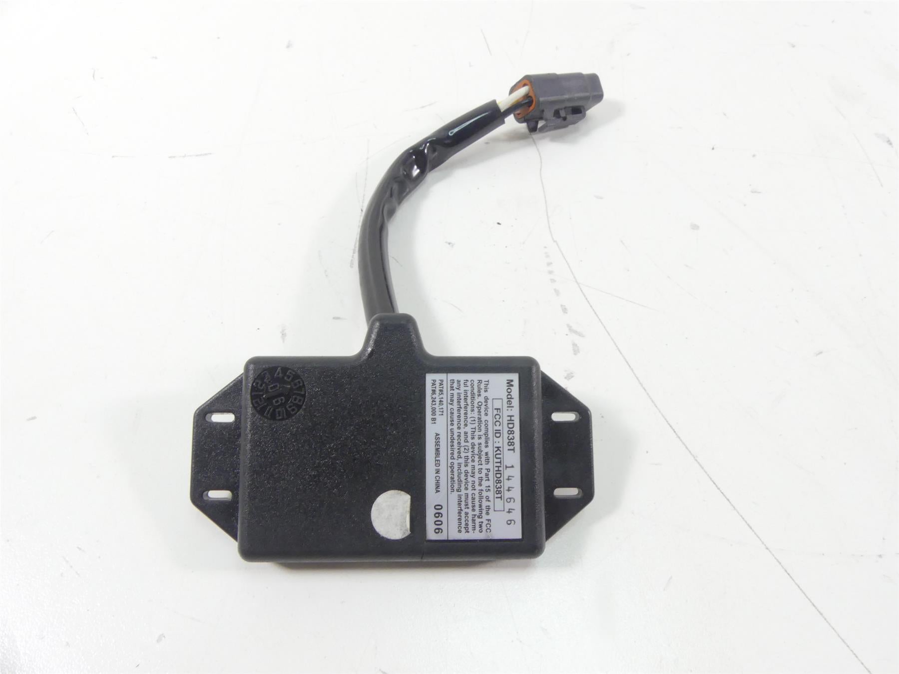 2007 Harley Touring FLHTCU SE CVO Electra Glide Garage Door Transmitter 91559-01 {{ shop.shopifyCountryName }} - Mototech271