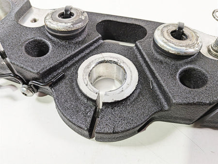 2022 Harley Softail FXLRST Low Rider Upper Triple Tree Steering Clamp 45900263A {{ shop.shopifyCountryName }} - Mototech271