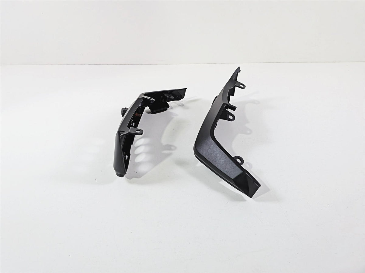 2023 BMW R1250RT RTP K52 Left Right Trim Infill Cover Fairing Set 46638566226 {{ shop.shopifyCountryName }} - Mototech271